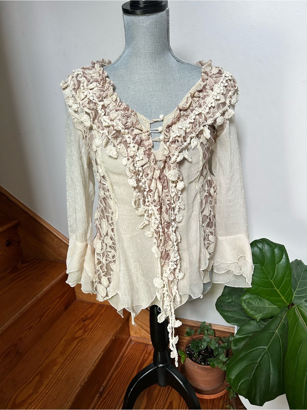 Pretty Angel Cream Ruffled Lace-Trim Blouse Fairy Style